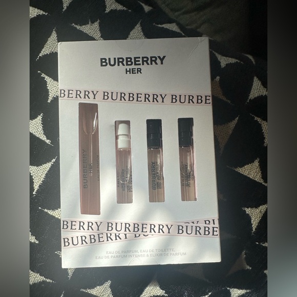 Burberry Her Fragrance Set - Picture 1 of 1